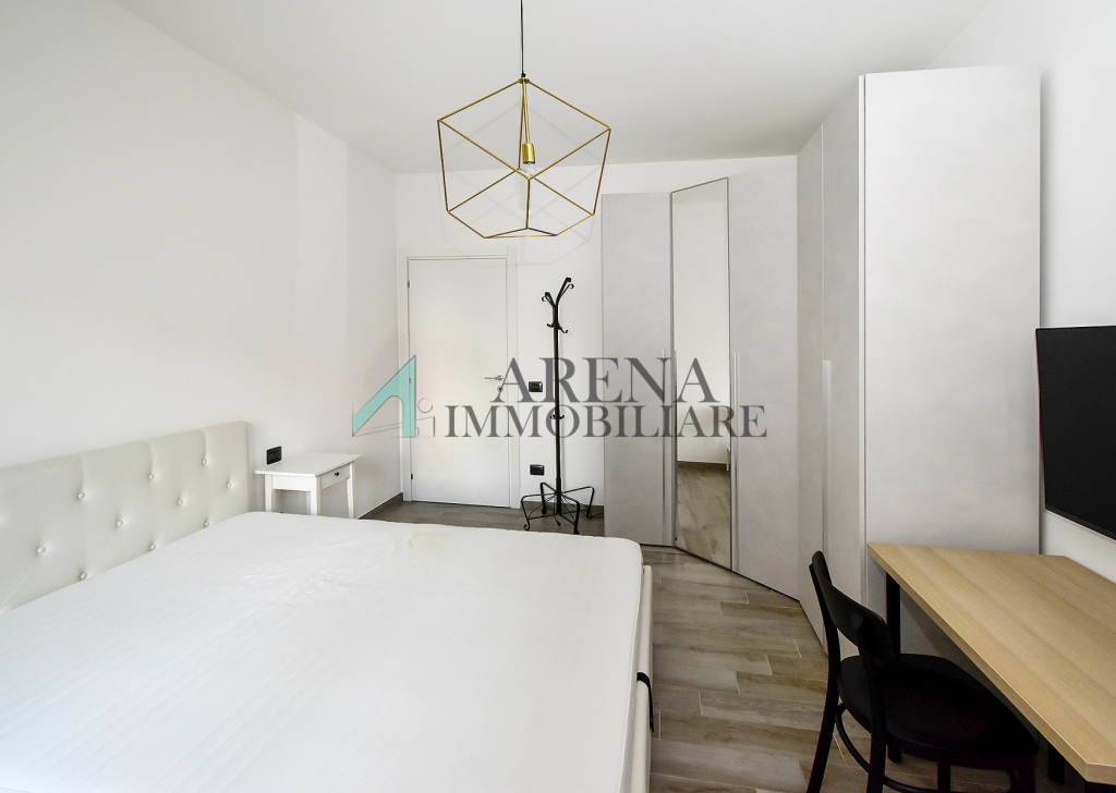 Appartamenti quadrilocale in vendita  via Zante 11, Milano, località MILANO