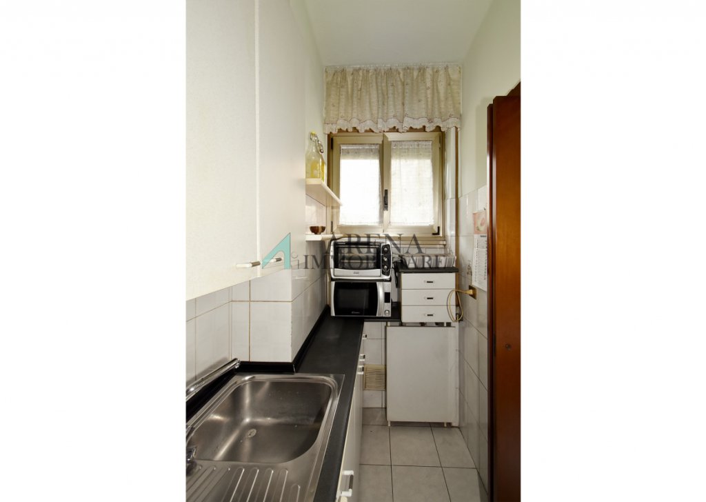 Sale Apartments milano - Two-room apartment Hungary 21/2 Locality 