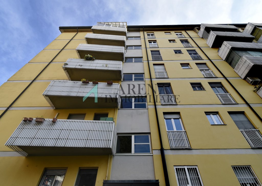 Appartamenti bilocale in vendita  viale Ungheria 21/2, Milano, località UNGHERIA