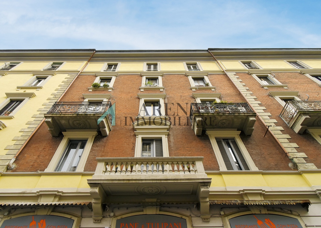 Apartments for sale  via GIULIO TARRA 6, milano, locality Milan