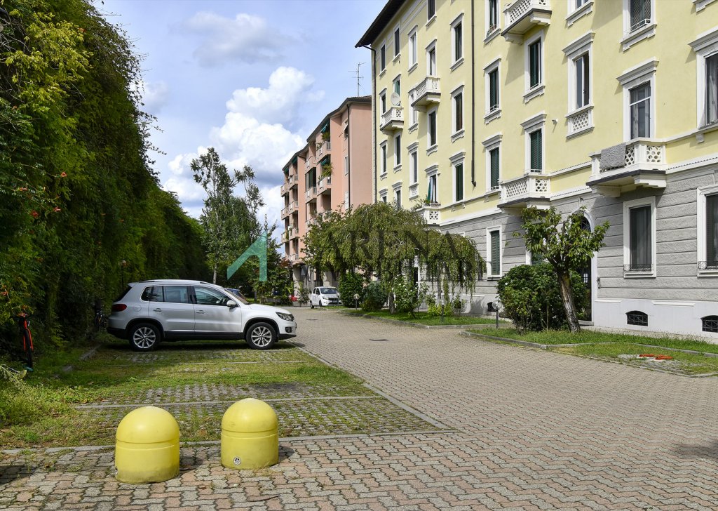 Vendita Appartamenti Milano - TRE LOCALI PIANO ALTO VIALE FORLANINI M4 BLU Località FORLANINI