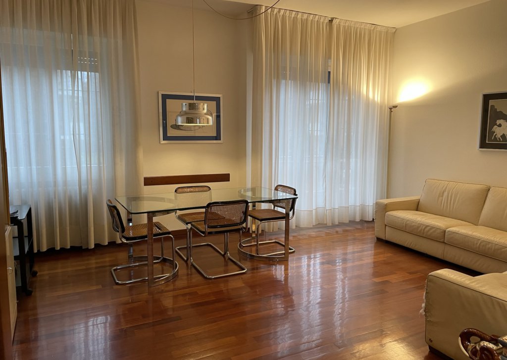 Appartamenti quadrilocale in vendita  via Mazucotelli 5, Milano, località FORLANINI