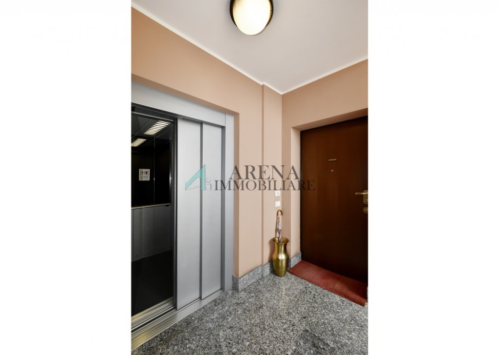 Sale Apartments milano - Four-room apartment with Terrazzino Via Norico Locality 