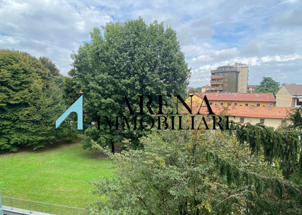 Vendita Appartamenti Milano - TRE LOCALI VIA ROMUALDO BONFADINI 98 Località UNGHERIA