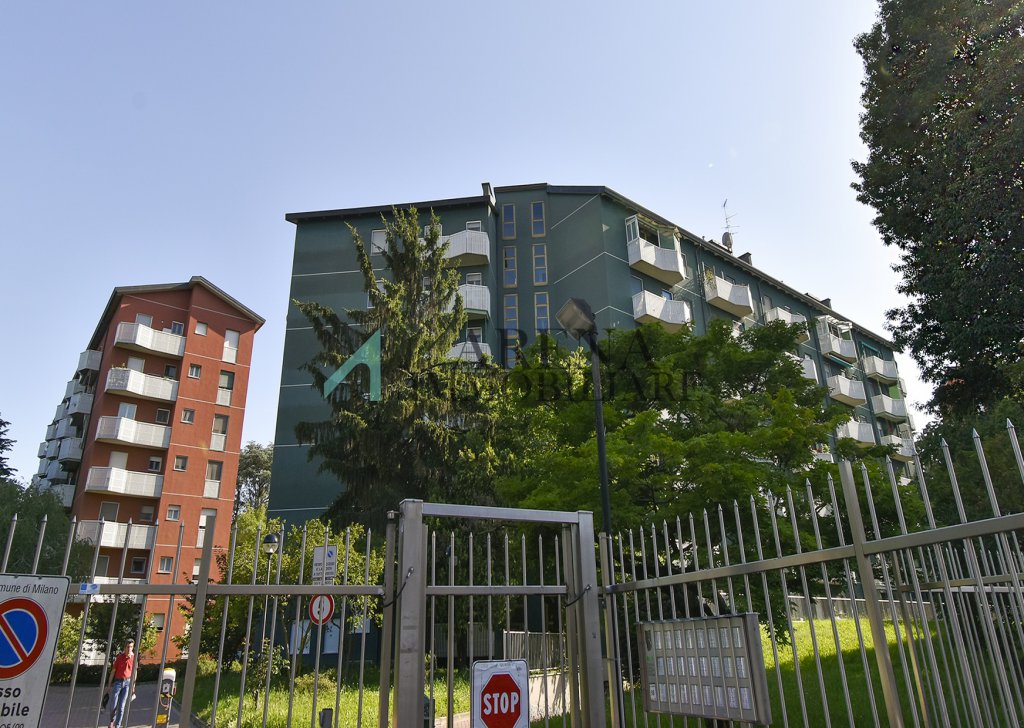 Vendita Appartamenti Milano - TRILOCALE VIA ROMUALDO BONFADINI 98 Località UNGHERIA