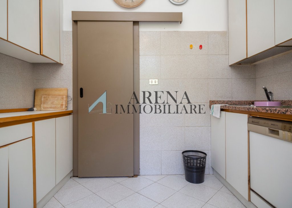 Sale Apartments milano - LARGE THREE-ROOM APARTMENT VIA ZANTE Locality 