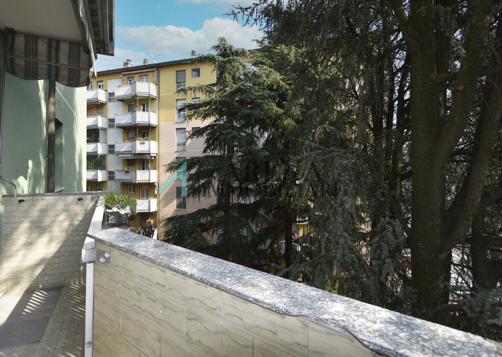 Vendita Appartamenti Milano - TRILOCALE UNGHERIA Località UNGHERIA