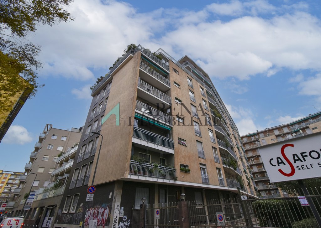 Apartments for sale  via Sant'Alessandro Sauli 3, milano, locality Milan